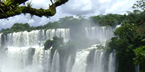 Vacaciones en Iguazu en el 2025, excursiones a las Cataratas lado Brasil