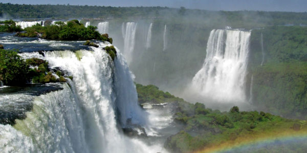 Viajes a Iguazu, excursiones a las Cataratas lado Argentino 2025
