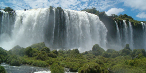 Vacaciones en Iguazu en el 2025, excursiones a las Cataratas lado Brasil