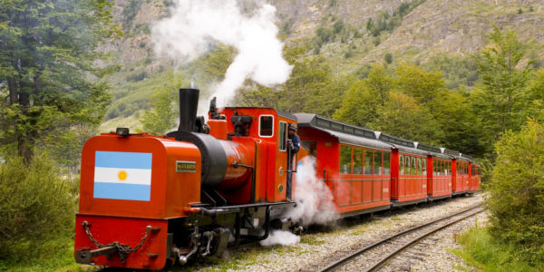 Viajes a Ushuaia 2025, excursiones del Tren del Fin del Mundo