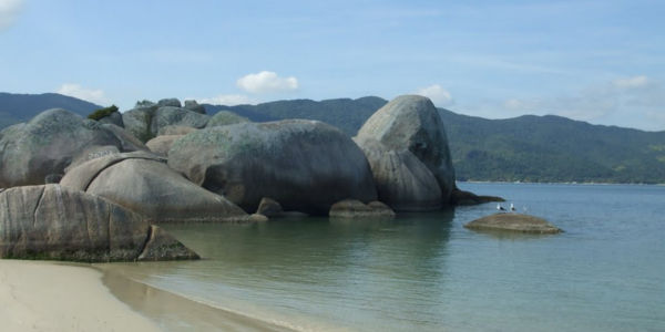 Viajes a las playas de Canasvieiras, Bombhinas y Camboriu desde Rosario